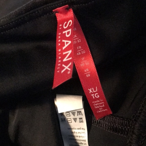 SPANXshape™ Faux Leather
Leggings - Picture 4 of 5